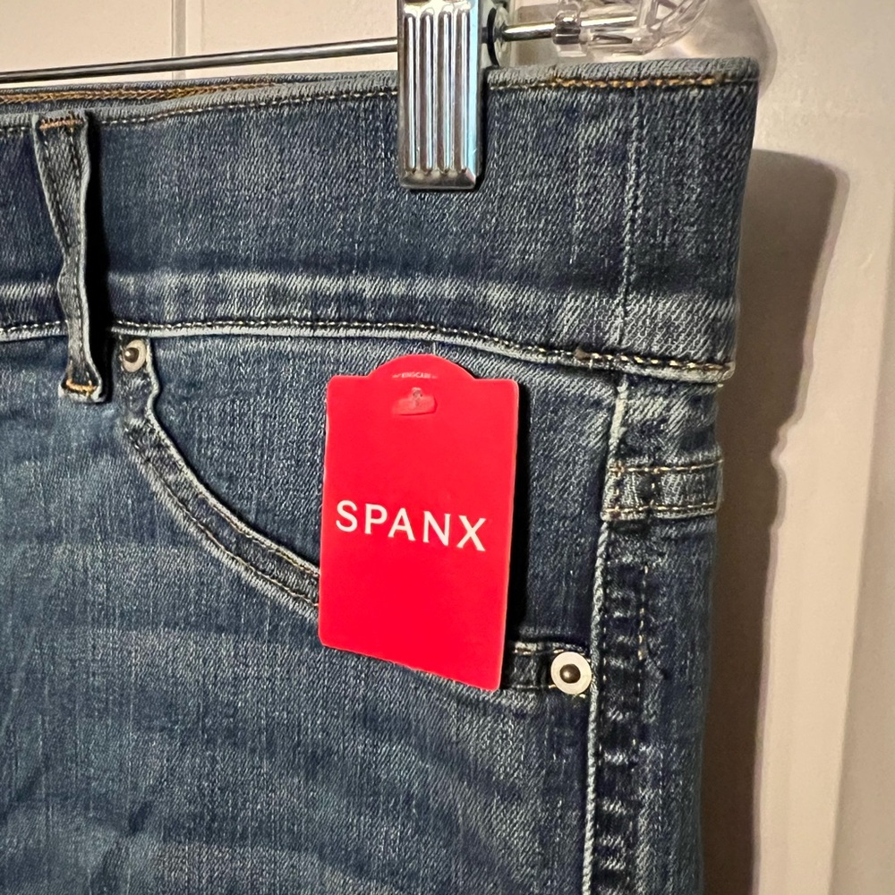 NWT SPANX Seamed Front Wide Leg Jean - Never Worn